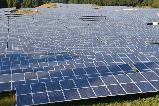 スキー場　太陽光発電　イメージ